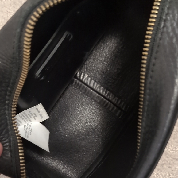 Madewell Black Leather Crossbody Bag - Picture 7 of 15